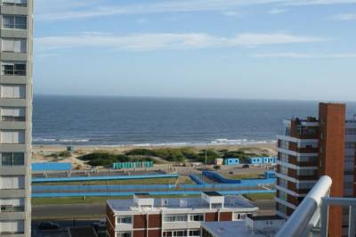 Apartamento en venta y alquiler temporario Brava 2 dormitorios