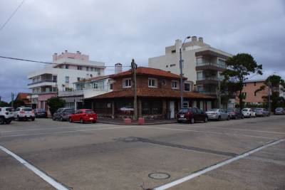 Local en venta Península