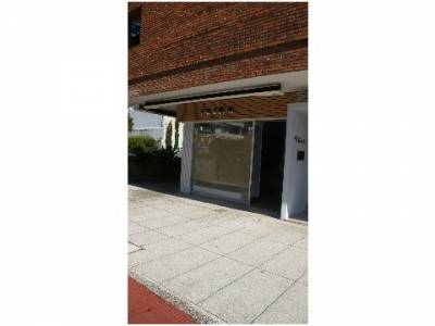 Local en venta Peninsula