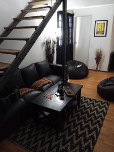 Casa en alquiler en Cerrito, 3 dormitorios, garage y parrillero